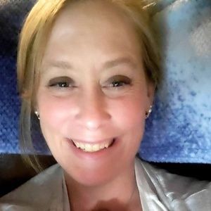 Meet your Posher, Frances